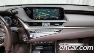 Lexus ES Luxury Plus 2021 года из Южной Кореи