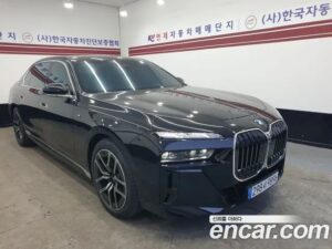 BMW 7-Series 740i sDrive M Sport 2023 года из Южной Кореи