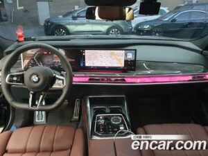 BMW 7-Series 740i sDrive M Sport 2023 года из Южной Кореи