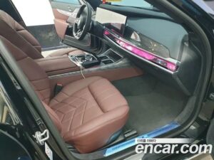 BMW 7-Series 740i sDrive M Sport 2023 года из Южной Кореи