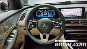 Mercedes-Benz EQC EQC400 4MATIC 2020 года из Южной Кореи