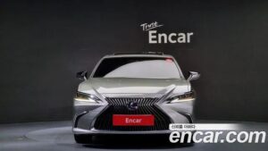Lexus ES Executive 2021 года из Южной Кореи