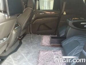 Cadillac Escalade 6.2 ESV 2021 года из Южной Кореи