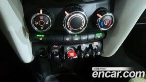 Mini Cooper GEN Z Edition 2022 года из Южной Кореи