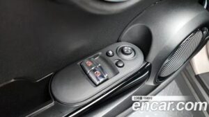 Mini Cooper GEN Z Edition 2022 года из Южной Кореи