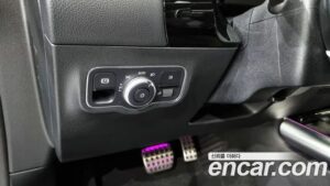 Mercedes-Benz GLA-Class GLA250 4MATIC 2020 года из Южной Кореи