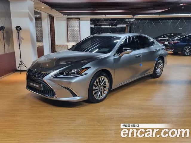 Lexus ES Executive 2021 года из Кореи