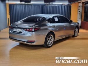 Lexus ES Executive 2021 года из Южной Кореи