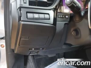 Lexus ES Luxury Plus 2022 года из Южной Кореи