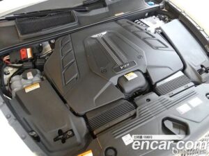 Bentley Bentayga 4.0 V8 2022 года из Южной Кореи