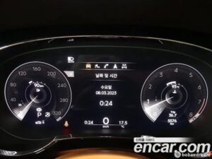 Bentley Bentayga 4.0 V8 2022 года из Южной Кореи