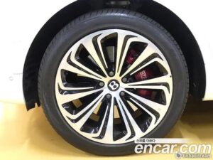 Bentley Bentayga 4.0 V8 2022 года из Южной Кореи