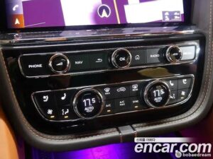 Bentley Bentayga 4.0 V8 2022 года из Южной Кореи