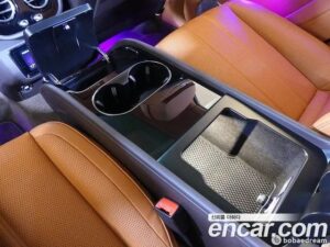 Bentley Bentayga 4.0 V8 2022 года из Южной Кореи