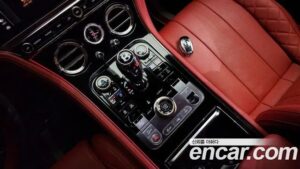 Bentley Continental 4.0 GT 2020 года из Южной Кореи