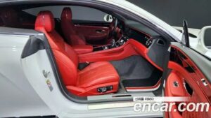 Bentley Continental 4.0 GT 2020 года из Южной Кореи