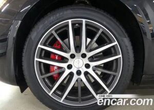 Maserati Ghibli 3.0 GranLusso 2020 года из Южной Кореи