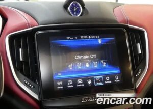 Maserati Ghibli 3.0 GranLusso 2020 года из Южной Кореи