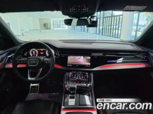 Audi Q8 50 TDI 4WD Premium 2021 года из Южной Кореи