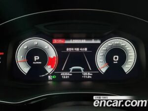 Audi Q8 50 TDI 4WD Premium 2021 года из Южной Кореи
