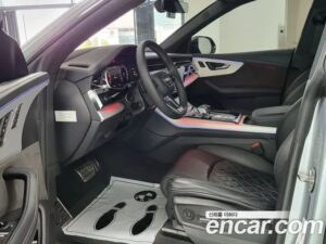 Audi Q8 50 TDI 4WD Premium 2021 года из Южной Кореи