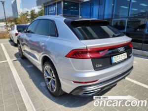 Audi Q8 50 TDI 4WD Premium 2021 года из Южной Кореи