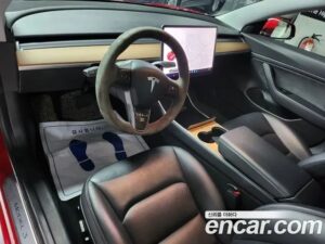 Tesla Model 3 Standard RANGE Plus 2020 года из Южной Кореи