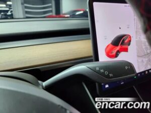 Tesla Model 3 Standard RANGE Plus 2020 года из Южной Кореи