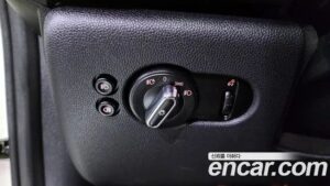 Mini Cooper DEFAULT 2021 года из Южной Кореи