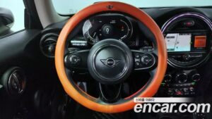 Mini Cooper DEFAULT 2021 года из Южной Кореи