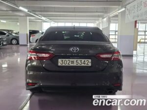 Toyota Camry 2.5 2021 года из Южной Кореи