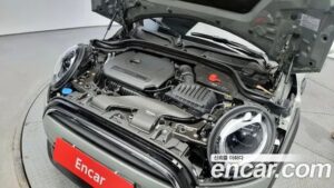 Mini Cooper CLASSIC 2023 года из Южной Кореи