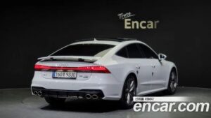 Audi A7 55 TFSI 4WD Premium 2021 года из Южной Кореи
