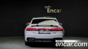 Audi A7 55 TFSI 4WD Premium 2021 года из Южной Кореи