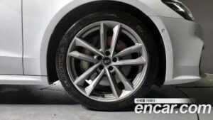 Audi A7 55 TFSI 4WD Premium 2021 года из Южной Кореи