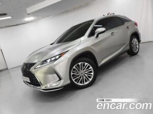 Lexus RX Executive 2021 года из Южной Кореи