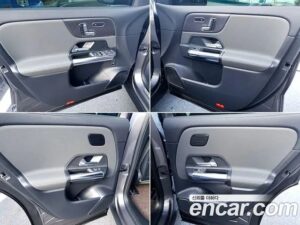 Mercedes-Benz EQA EQA250 2021 года из Южной Кореи