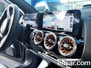 Mercedes-Benz EQA EQA250 2021 года из Южной Кореи