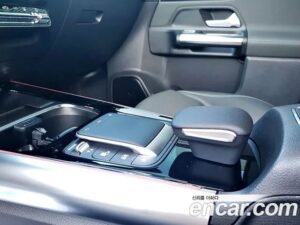 Mercedes-Benz EQA EQA250 2021 года из Южной Кореи