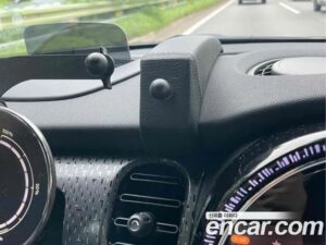 Mini Cooper SE ELECTRIC 2022 года из Южной Кореи