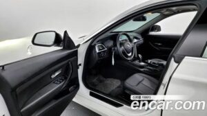 BMW Gran Turismo GT 320d xDrive 2020 года из Южной Кореи
