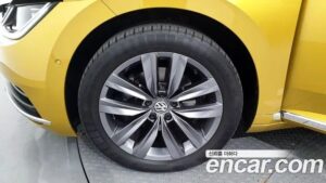 Volkswagen Arteon 2.0 TDI Premium 2020 года из Южной Кореи