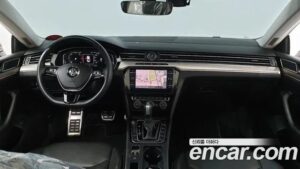 Volkswagen Arteon 2.0 TDI Premium 2020 года из Южной Кореи