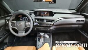 Lexus UX 2.0 2WD 2021 года из Южной Кореи