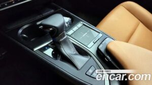 Lexus UX 2.0 2WD 2021 года из Южной Кореи