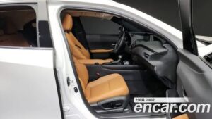 Lexus UX 2.0 2WD 2021 года из Южной Кореи