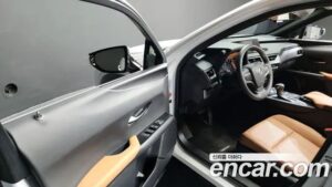 Lexus UX 2.0 2WD 2021 года из Южной Кореи