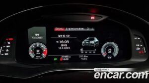 Audi Q8 50 TDI 4WD Premium 2021 года из Южной Кореи