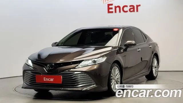 Toyota Camry 2.5 2019 года из Кореи