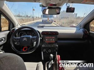 Citroen-DS C3 Aircross 1.5 BlueHDi SHINE 2020 года из Южной Кореи